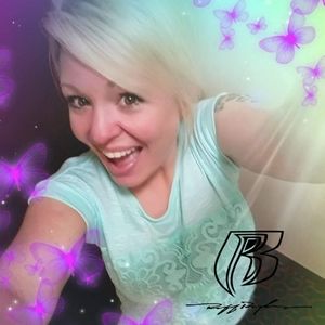 Meet your Posher, April